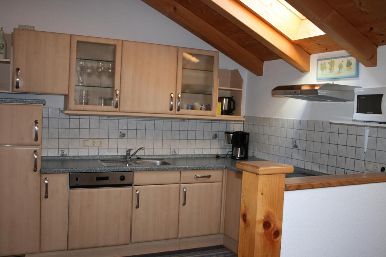 Haus Schwarz Apartment Staudach-Egerndach Bagian luar foto