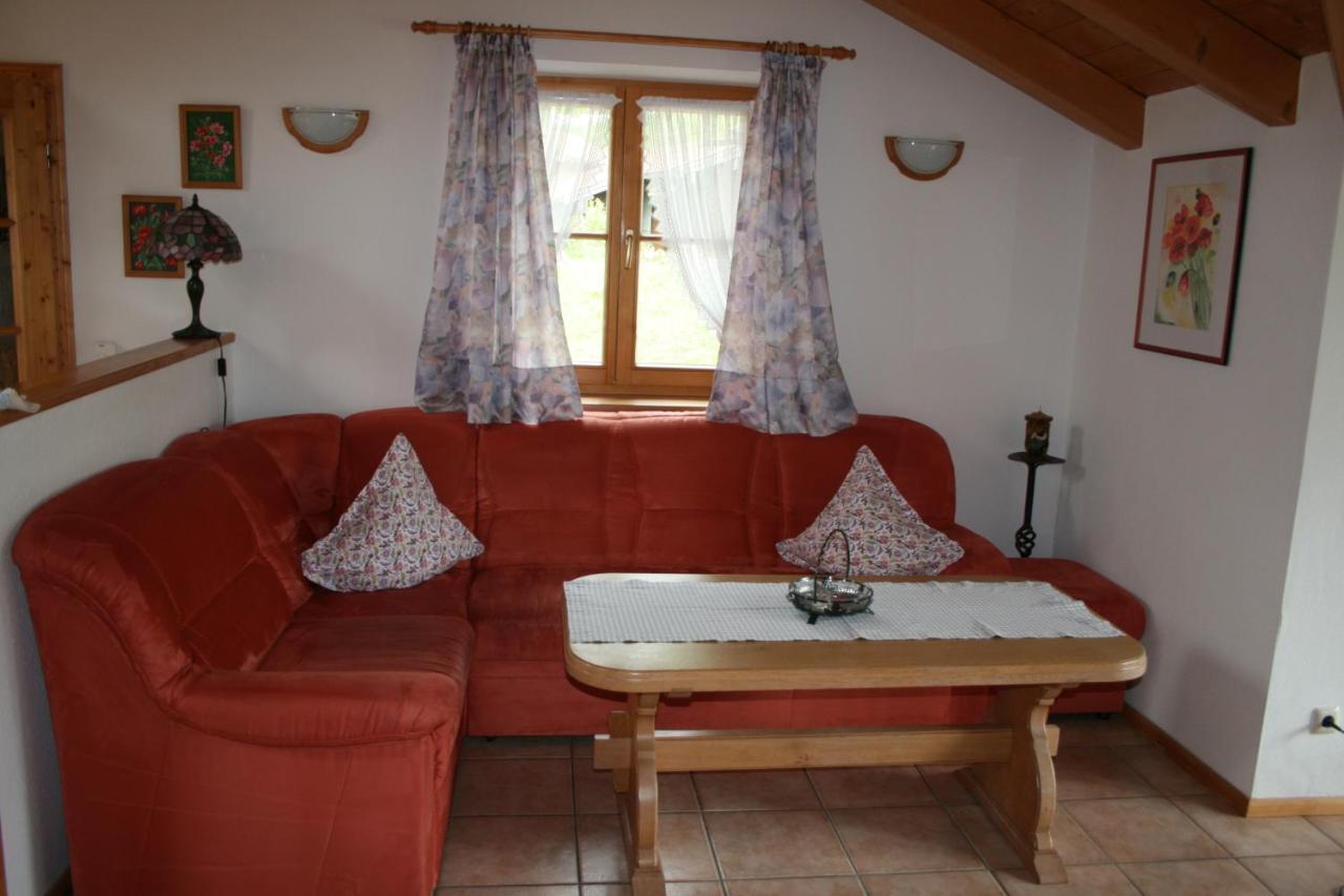 Haus Schwarz Apartment Staudach-Egerndach Bagian luar foto